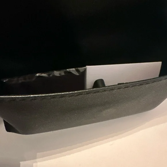 Black Square Women's Sunglasses - Picture 4 of 8